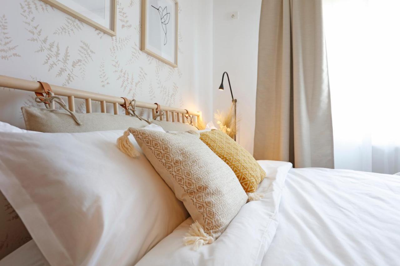 New & Cozy Studio In Ghencea + Netflix Boekarest Buitenkant foto