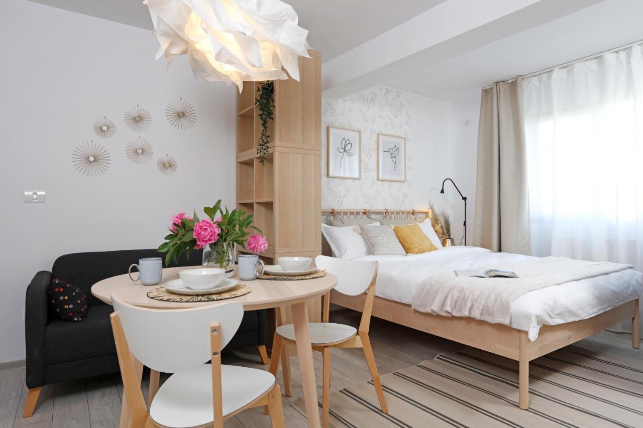 New & Cozy Studio In Ghencea + Netflix Boekarest Buitenkant foto