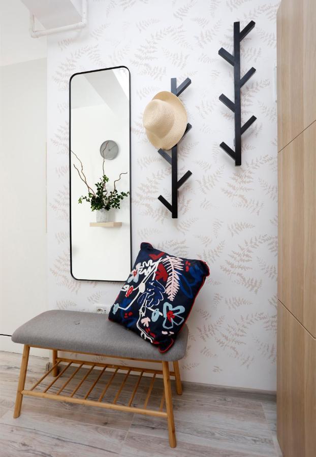 New & Cozy Studio In Ghencea + Netflix Boekarest Buitenkant foto